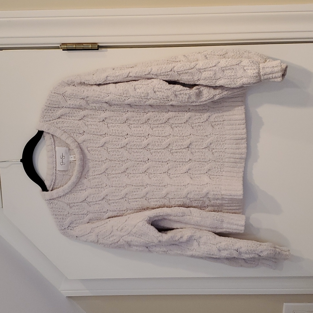 Cropped knit sweater